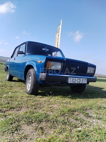 LADA (VAZ) 2107-2