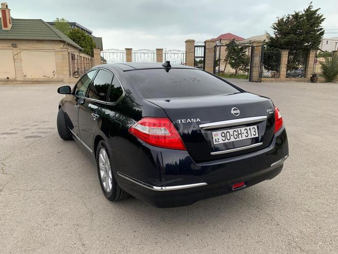 Nissan Teana-6