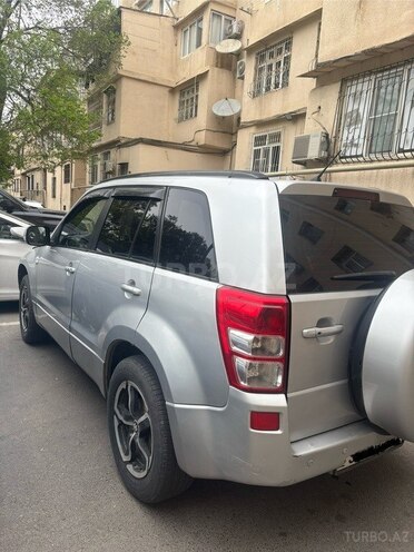 Suzuki Grand Vitara-5