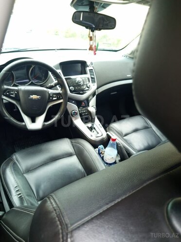 Chevrolet Cruze-4