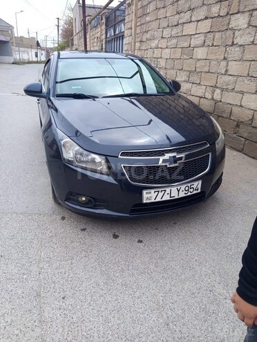 Chevrolet Cruze-1