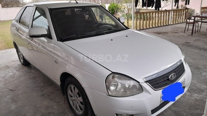 LADA (VAZ) Priora-1