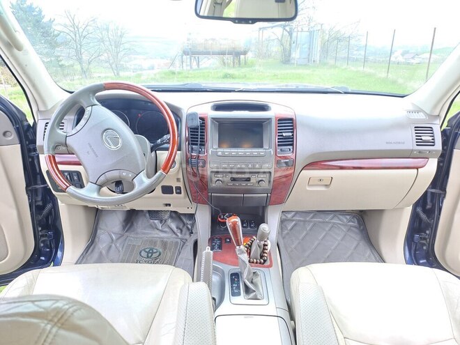 Lexus GX 470-10