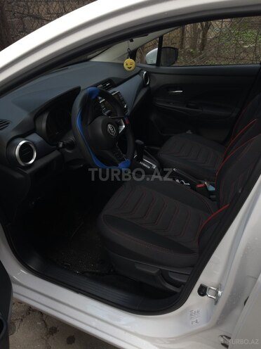 Nissan Sunny-3
