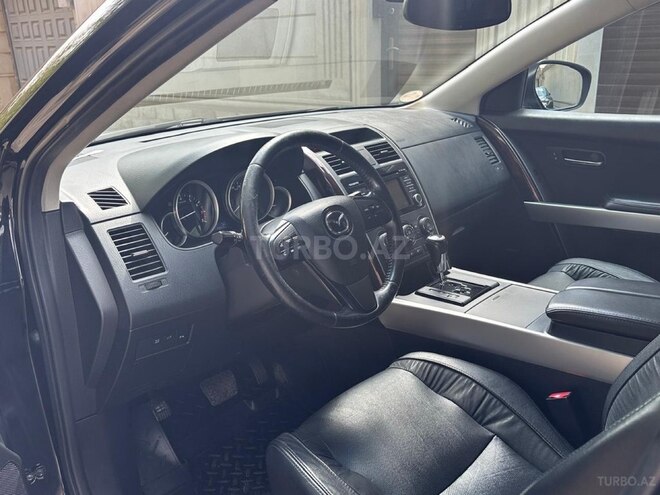 Mazda CX-9-12