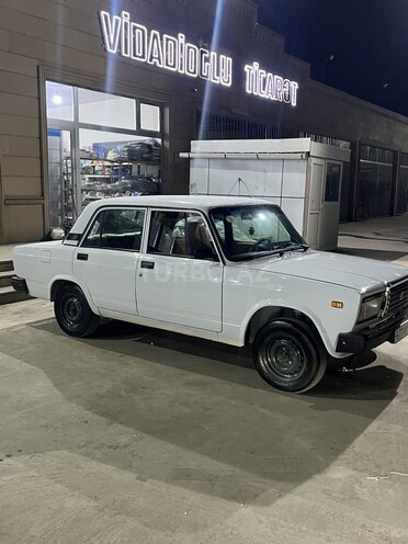 LADA (VAZ) 2107-2