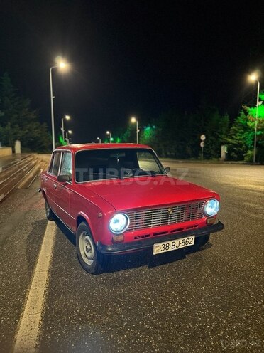 LADA (VAZ) 21011-1