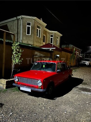 LADA (VAZ) 21011-12