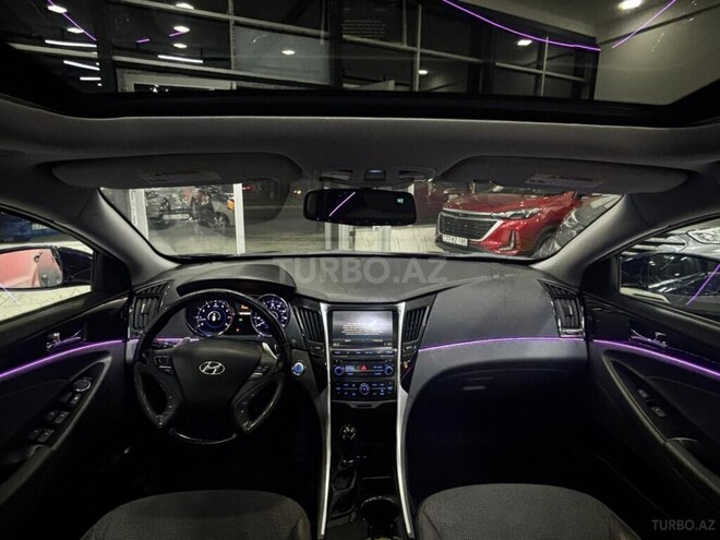 Hyundai Sonata-9