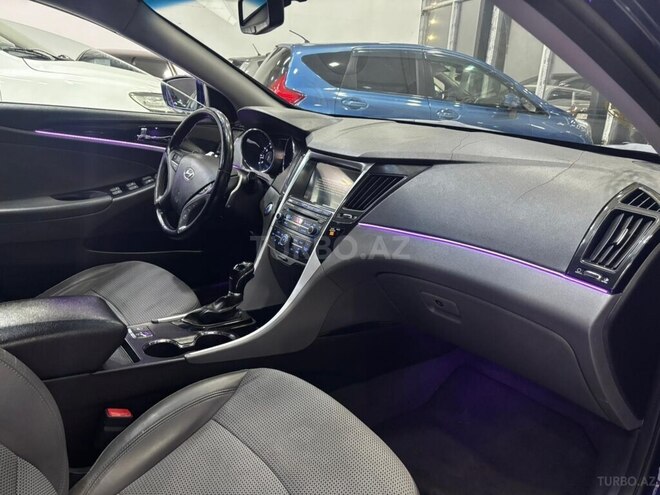 Hyundai Sonata-10