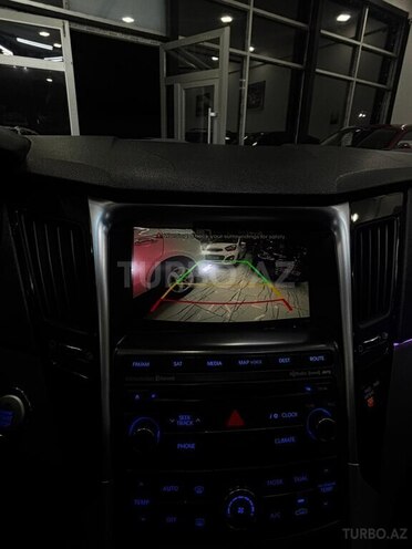 Hyundai Sonata-13