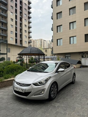 Hyundai Avante-2