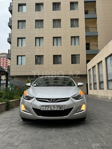 Hyundai Avante-8