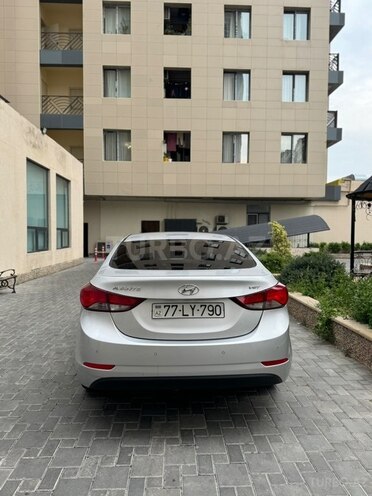 Hyundai Avante-6