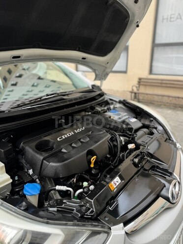 Hyundai Avante-20