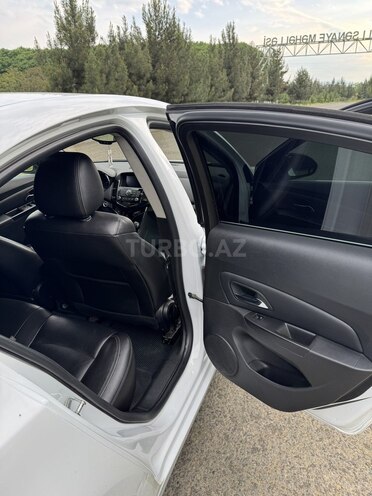Chevrolet Cruze-3