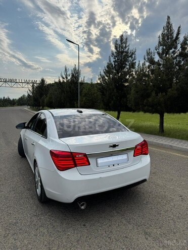 Chevrolet Cruze-8