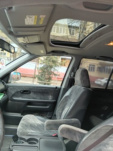Honda CR-V-6