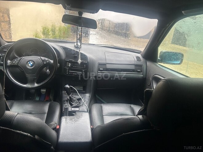 BMW 318-3