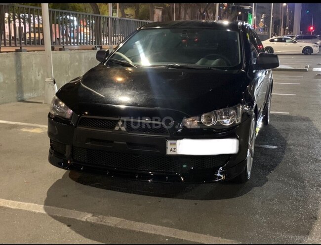 Mitsubishi Lancer-1