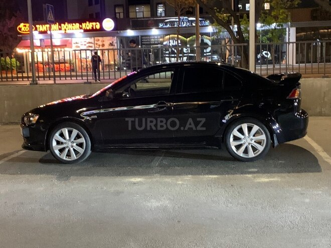 Mitsubishi Lancer-5