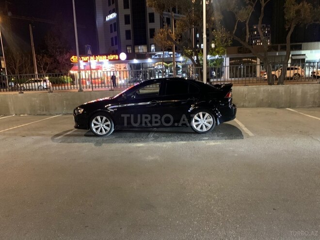 Mitsubishi Lancer-7