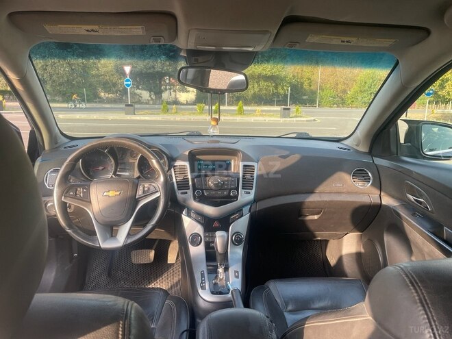 Chevrolet Cruze-8