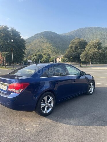 Chevrolet Cruze-4