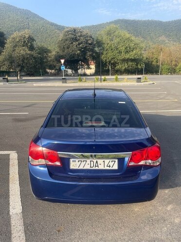 Chevrolet Cruze-9