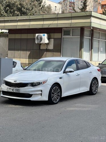 Kia Optima-4