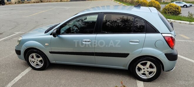 Kia Rio-16