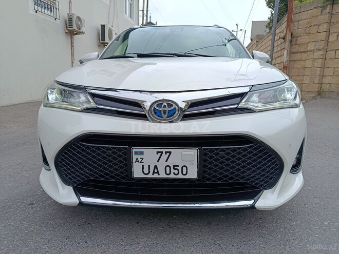Toyota Corolla Fielder-1