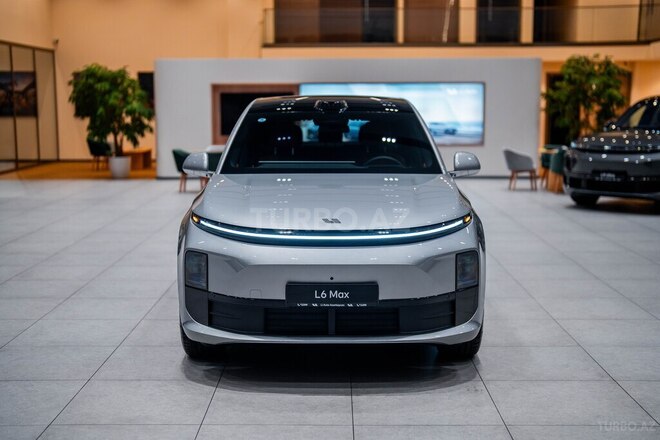 Li Auto L6-1