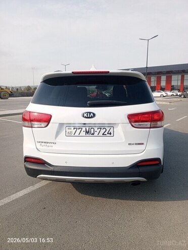 Kia Sorento-2