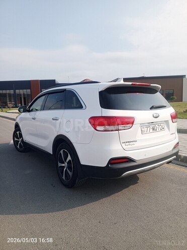 Kia Sorento-8
