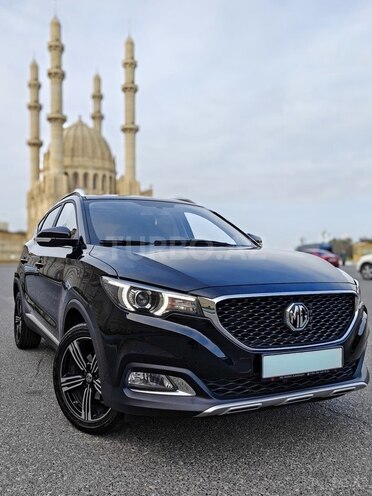 MG ZS-6