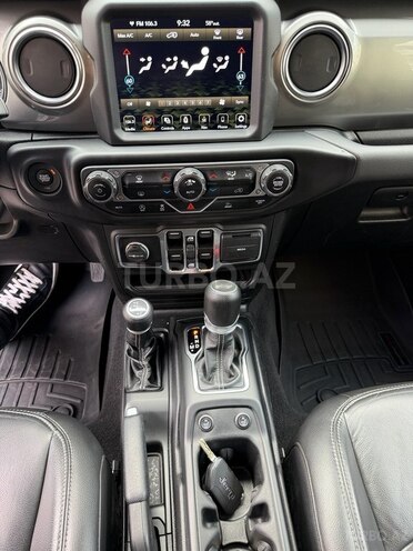 Jeep Wrangler-2