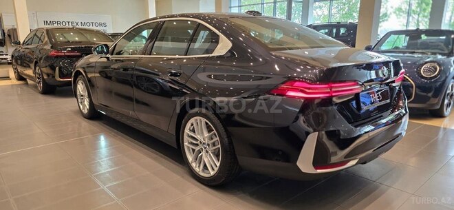 BMW 520-8