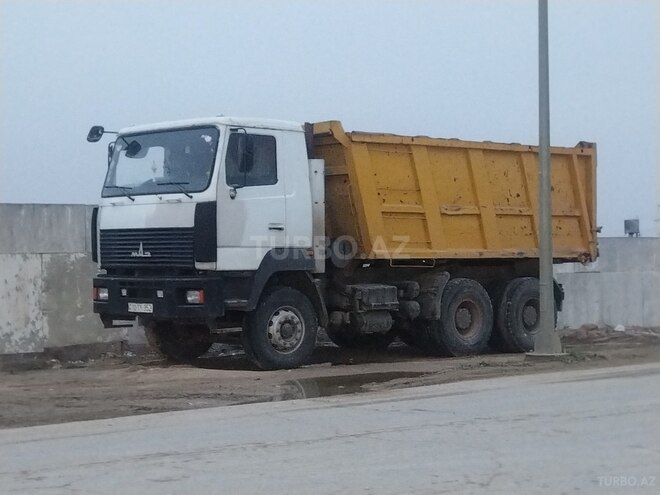 MAZ 650108-1