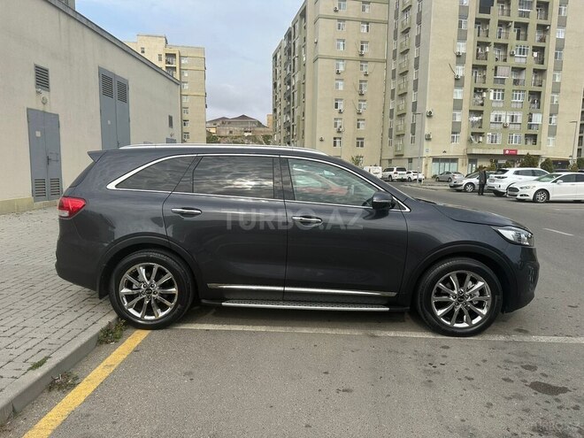 Kia Sorento-3