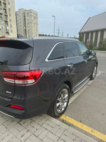 Kia Sorento-7