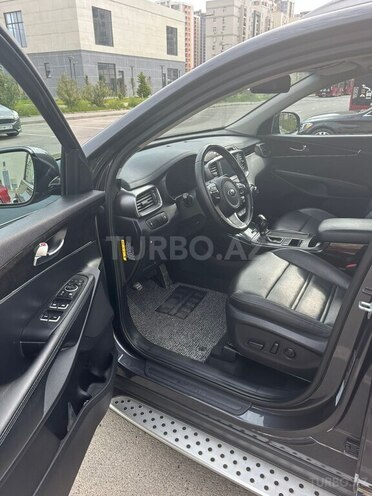Kia Sorento-14