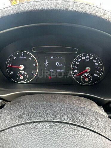 Kia Sorento-16