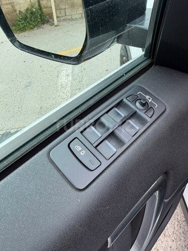 Land Rover Discovery Sport-8