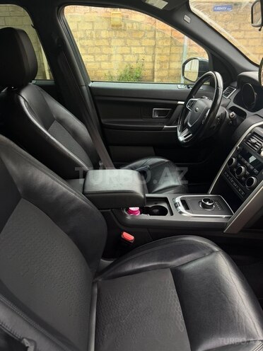 Land Rover Discovery Sport-11