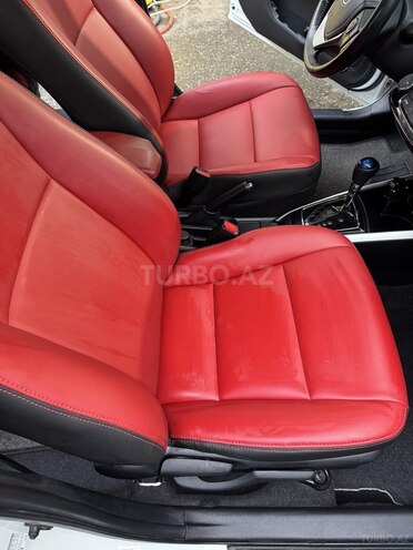 Toyota Corolla Fielder-11