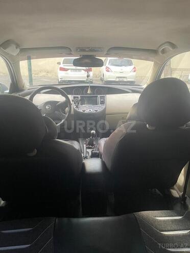 Nissan Primera-5