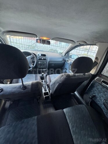 Opel Astra-10