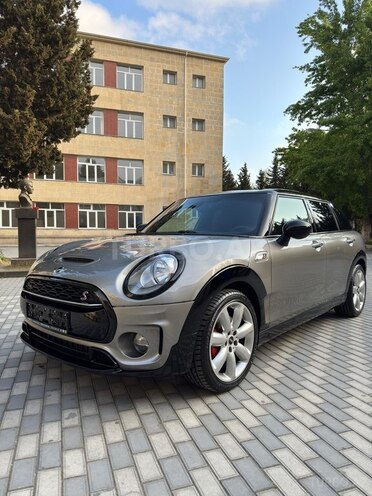 Mini Clubman-1