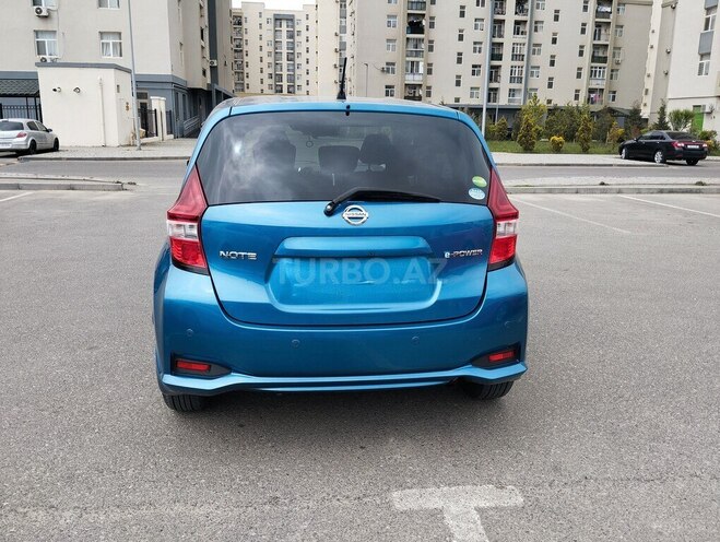 Nissan Note-8